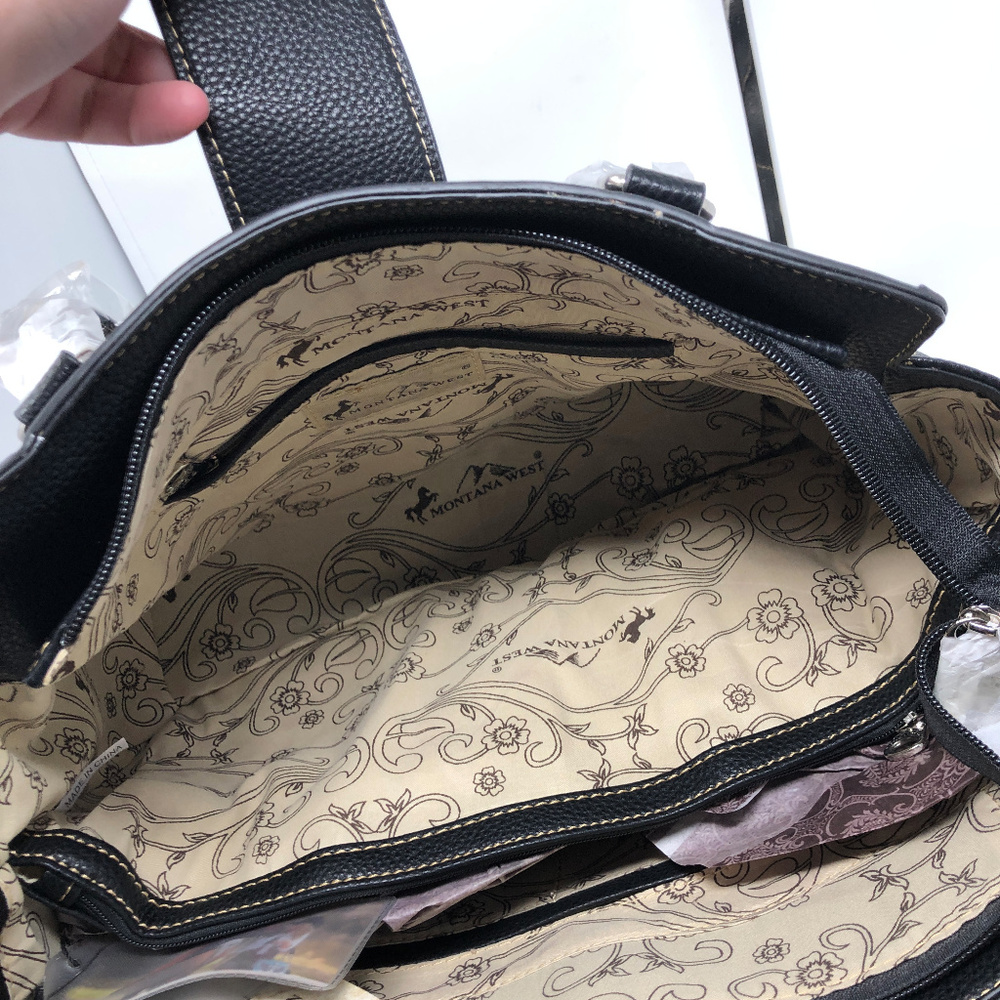 Montana West "Be My Valentine"Concealed Carry Tote - Picture 7 of 8
